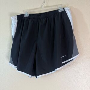 Nike Dri-FIT lined Black Shorts 2X